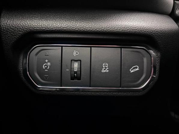 Haval Jolion I с пробегом 2023 года, цена 1 649 000 рублей, 101012 км, внедорожник, Автокод Объявления