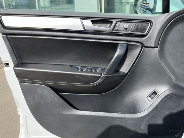 Volkswagen Touareg II с пробегом 2013 года, цена 2 199 000 рублей, 159488 км, внедорожник, Автокод Объявления