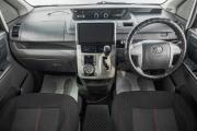 Toyota Voxy II (R70) Барнаул  - изображение 32