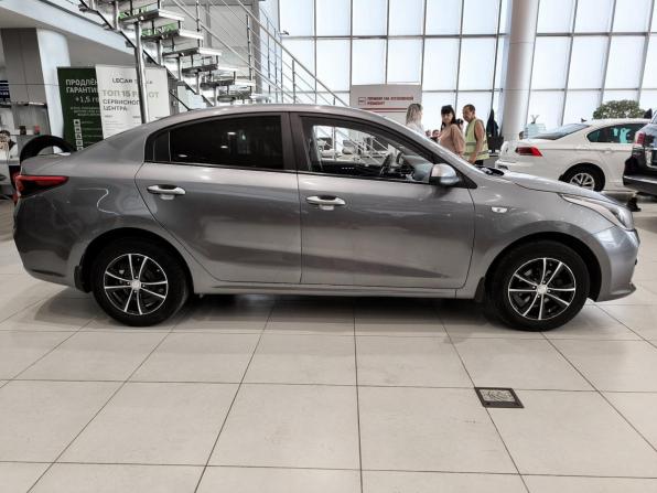 Kia Rio IV с пробегом 2017 года, цена 1 280 000 рублей, 81000 км, седан, Автокод Объявления