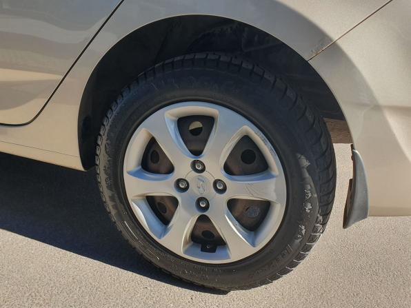 Hyundai Solaris I с пробегом 2011 года, цена 630 000 рублей, 115500 км, хэтчбек, Автокод Объявления