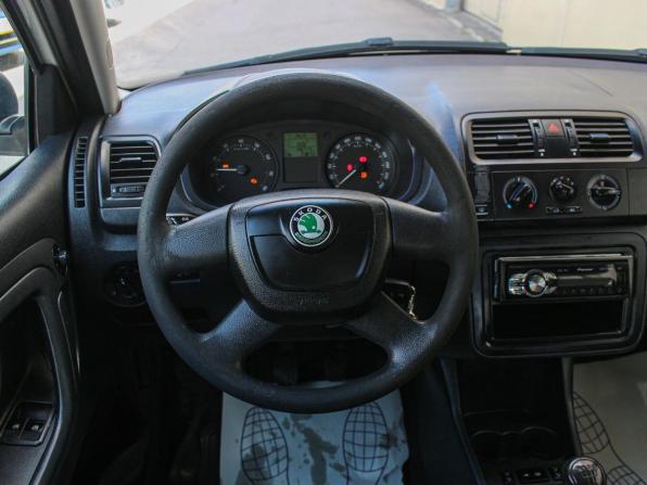 Skoda Fabia II Рестайлинг с пробегом 2012 года, цена 370 000 рублей, 146750 км, хэтчбек, Автокод Объявления