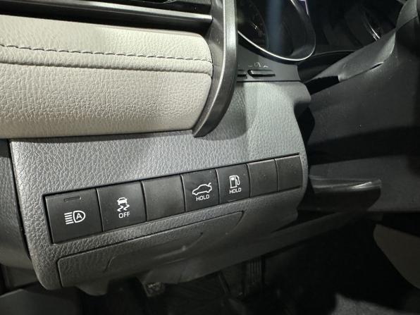 Toyota Camry VIII (XV70) Рестайлинг с пробегом 2020 года, цена 2 889 900 рублей, 50000 км, седан, Автокод Объявления