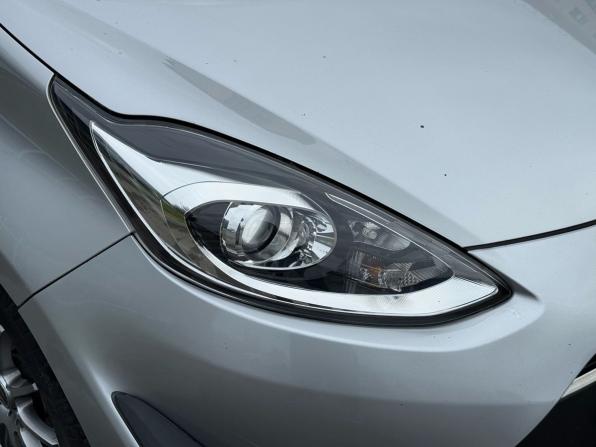 Toyota Aqua I Рестайлинг с пробегом 2017 года, цена 850 000 рублей, 190566 км, хэтчбек, Автокод Объявления