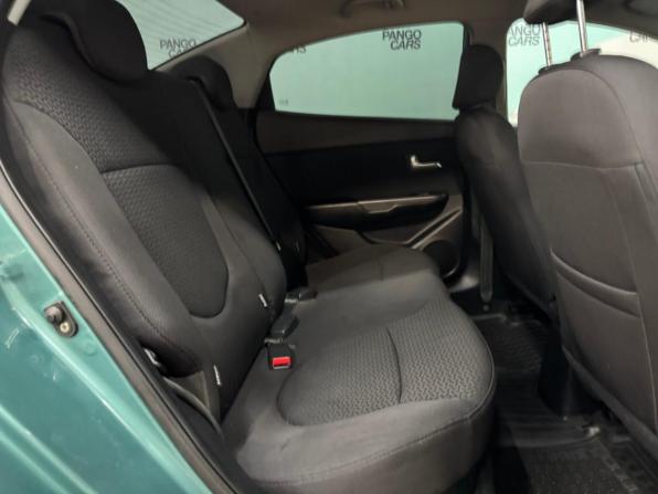 Kia Rio III с пробегом 2012 года, цена 870 000 рублей, 89030 км, седан, Автокод Объявления