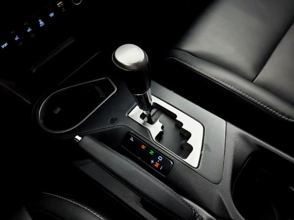 Toyota RAV4 IV (XA40) Рестайлинг с пробегом 2019 года, цена 2 990 000 рублей, 95918 км, внедорожник, Автокод Объявления