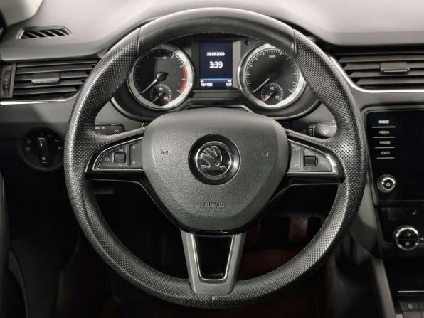 Skoda Octavia III (A7) Рестайлинг с пробегом 2017 года, цена 1 980 000 рублей, 184191 км, универсал, Автокод Объявления