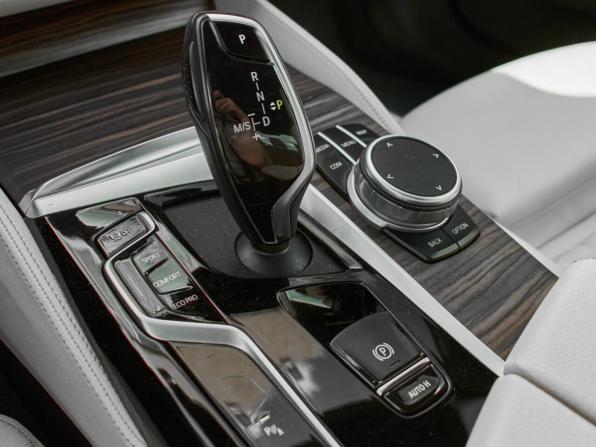 BMW 5 серии VII (G30/G31/G38) Рестайлинг с пробегом 2021 года, цена 4 950 000 рублей, 106064 км, седан, Автокод Объявления