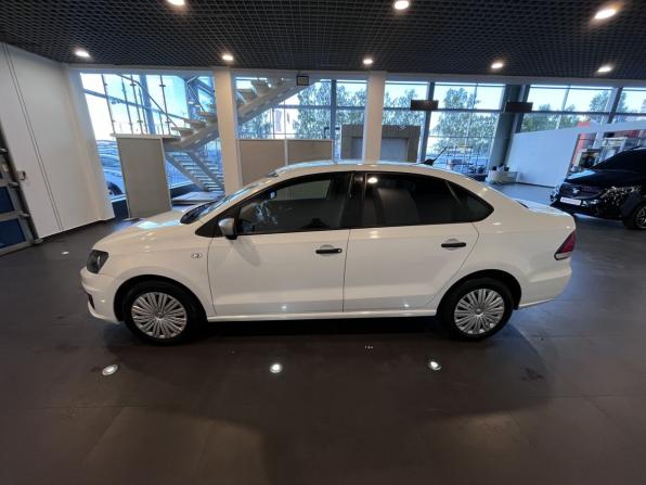 Volkswagen Polo V Рестайлинг с пробегом 2018 года, цена 595 000 рублей, 96161 км, седан, Автокод Объявления