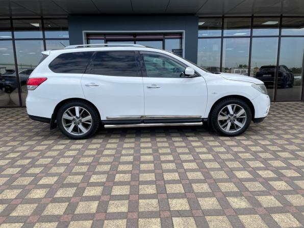 Nissan Pathfinder IV с пробегом 2014 года, цена 1 410 000 рублей, 164010 км, внедорожник, Автокод Объявления