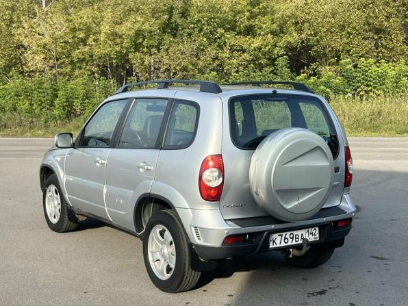 Chevrolet Niva I Рестайлинг с пробегом 2012 года, цена 535 000 рублей, 128600 км, внедорожник, Автокод Объявления