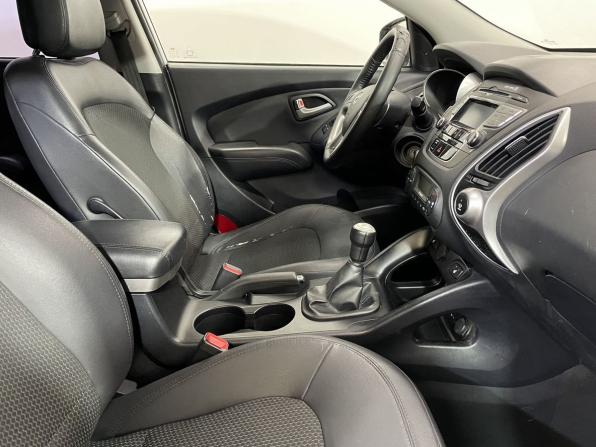 Hyundai ix35 I с пробегом 2012 года, цена 899 000 рублей, 276019 км, внедорожник, Автокод Объявления