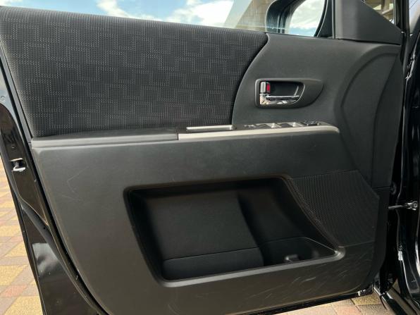 Mazda 5 I (CR) Рестайлинг с пробегом 2008 года, цена 1 390 000 рублей, 171270 км, компактвэн, Автокод Объявления