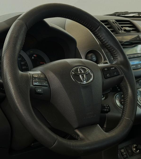 Toyota RAV4 III (XA30) Рестайлинг Москва  - изображение 12
