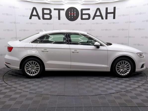 Audi A3 III (8V) Рестайлинг с пробегом 2018 года, цена 1 899 000 рублей, 105043 км, седан, Автокод Объявления