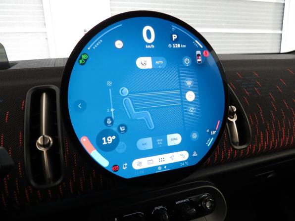 Mini Countryman III с пробегом 2024 года, цена 6 830 000 рублей, 4235 км, внедорожник, Автокод Объявления