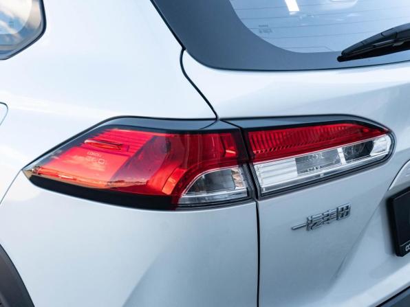 Toyota Corolla Cross I с пробегом 2024 года, цена 2 880 000 рублей, 9742 км, внедорожник, Автокод Объявления