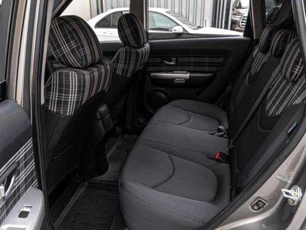 Kia Soul I Рестайлинг с пробегом 2012 года, цена 1 080 000 рублей, 130565 км, хэтчбек, Автокод Объявления