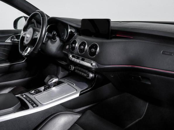 Kia Stinger I Рестайлинг с пробегом 2021 года, цена 2 699 000 рублей, 888888 км, лифтбек, Автокод Объявления