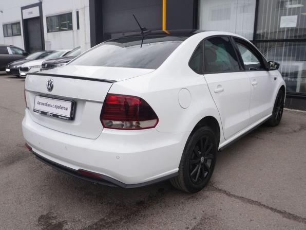 Volkswagen Polo V Рестайлинг с пробегом 2018 года, цена 1 190 000 рублей, 113400 км, седан, Автокод Объявления