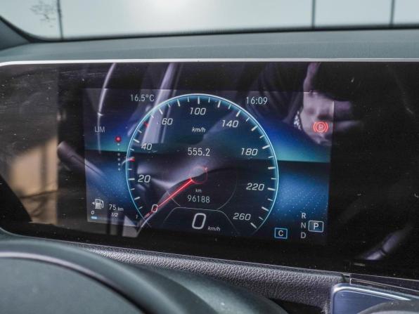 Mercedes-Benz GLB I (X247) с пробегом 2019 года, цена 3 280 000 рублей, 96188 км, внедорожник, Автокод Объявления
