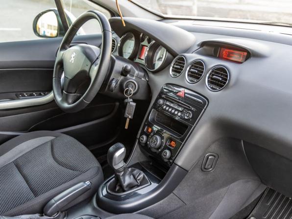 Peugeot 408 I с пробегом 2012 года, цена 1 098 000 рублей, 91140 км, седан, Автокод Объявления