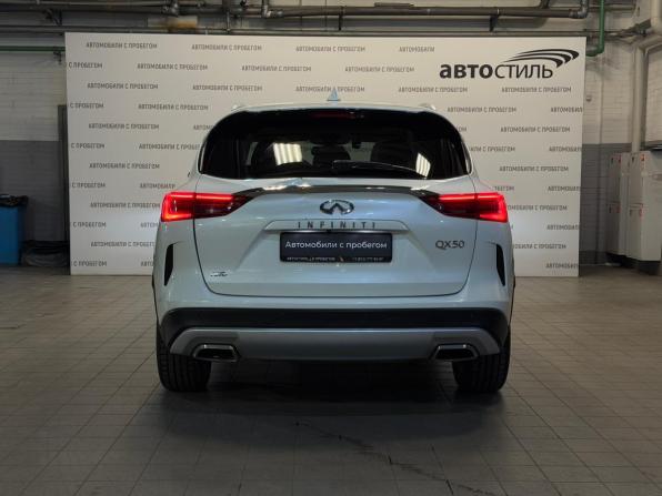 Infiniti QX50 II с пробегом 2018 года, цена 1 899 000 рублей, 195000 км, внедорожник, Автокод Объявления
