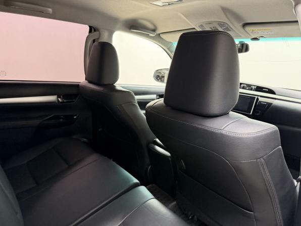 Toyota Hilux VIII с пробегом 2017 года, цена 3 850 000 рублей, 104724 км, offers.body_type.unknown, Автокод Объявления