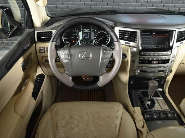Lexus LX III Рестайлинг с пробегом 2014 года, цена 4 900 000 рублей, 293643 км, внедорожник, Автокод Объявления
