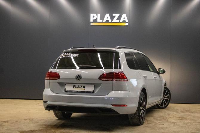 Volkswagen Golf VII Рестайлинг с пробегом 2017 года, цена 1 379 000 рублей, 185358 км, универсал, Автокод Объявления