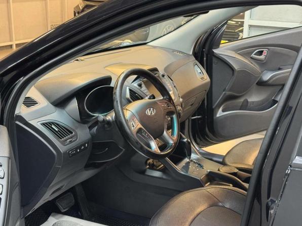 Hyundai ix35 I Рестайлинг с пробегом 2015 года, цена 1 497 000 рублей, 180524 км, внедорожник, Автокод Объявления