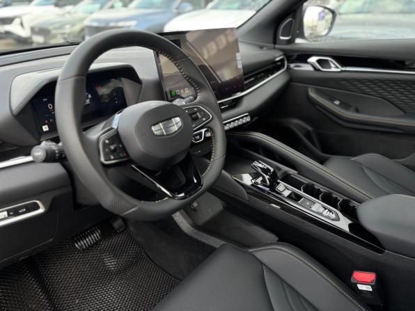Geely Coolray I Рестайлинг с пробегом 2025 года, цена 2 550 000 рублей, 38 км, внедорожник, Автокод Объявления