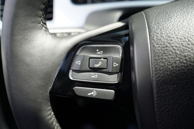 Volkswagen Touareg II Рестайлинг с пробегом 2015 года, цена 2 890 000 рублей, 239463 км, внедорожник, Автокод Объявления