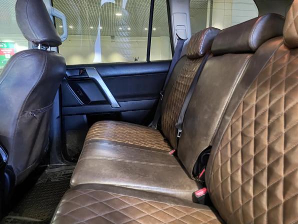 Toyota Land Cruiser Prado 150 Series Рестайлинг 1 с пробегом 2015 года, цена 3 465 000 рублей, 223531 км, внедорожник, Автокод Объявления