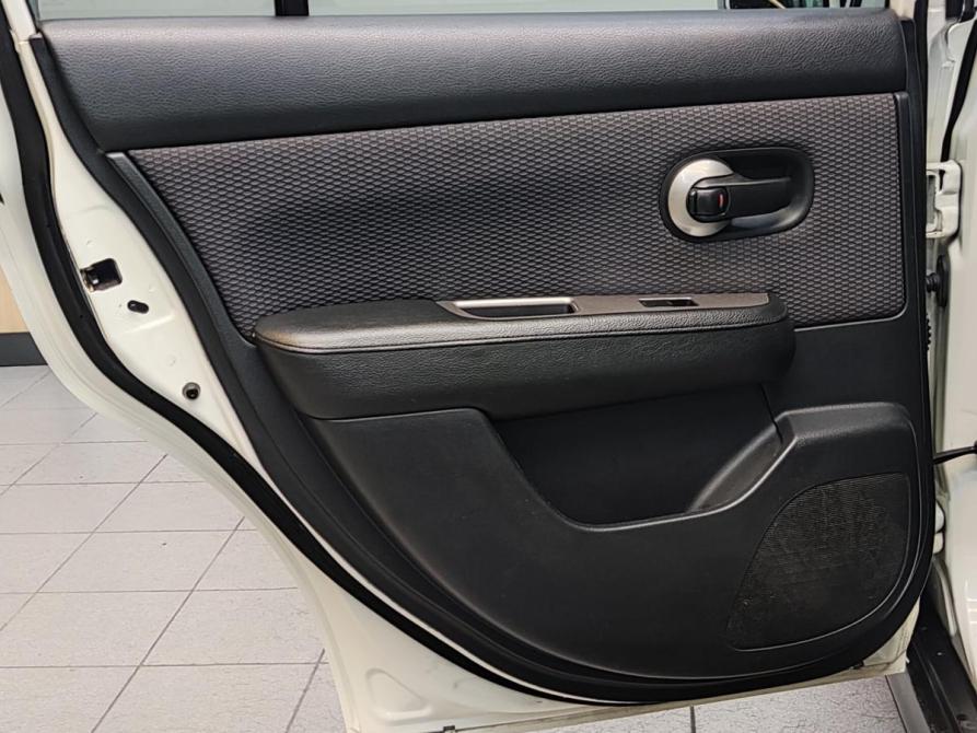 Nissan Tiida I Барнаул  - изображение 27