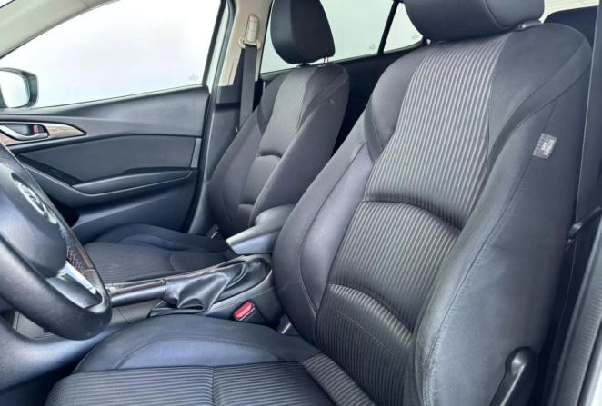 Mazda 3 III (BM) с пробегом 2013 года, цена 995 000 рублей, 242170 км, седан, Автокод Объявления
