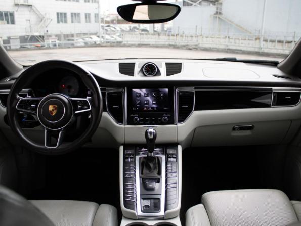Porsche Macan I с пробегом 2016 года, цена 3 799 000 рублей, 103421 км, внедорожник, Автокод Объявления