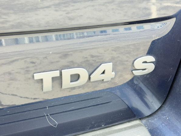 Land Rover Freelander II Рестайлинг с пробегом 2010 года, цена 980 000 рублей, 324730 км, внедорожник, Автокод Объявления