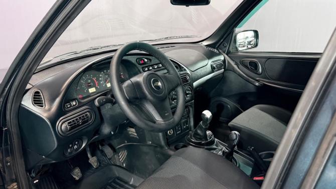 Chevrolet Niva I Рестайлинг с пробегом 2015 года, цена 559 000 рублей, 137000 км, внедорожник, Автокод Объявления