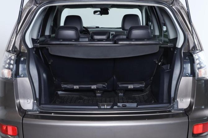 Mitsubishi Outlander II Рестайлинг с пробегом 2011 года, цена 1 429 000 рублей, 238000 км, внедорожник, Автокод Объявления