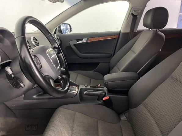 Audi A3 II (8P) Рестайлинг 2 с пробегом 2011 года, цена 890 000 рублей, 222748 км, хэтчбек, Автокод Объявления