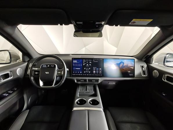 Li Auto (Lixiang) L6 с пробегом 2025 года, цена 5 655 000 рублей, 30700 км, внедорожник, Автокод Объявления