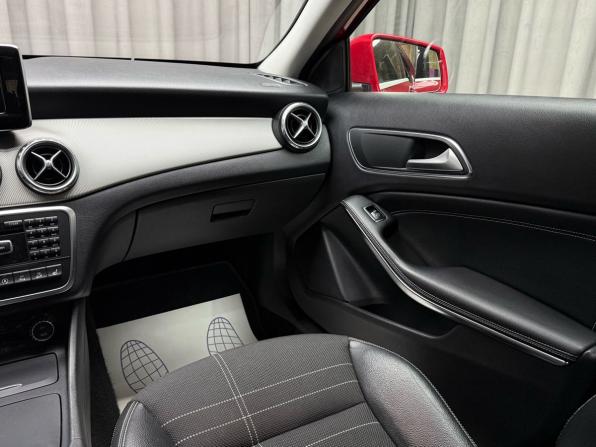 Mercedes-Benz GLA I (X156) с пробегом 2014 года, цена 1 999 000 рублей, 165682 км, внедорожник, Автокод Объявления
