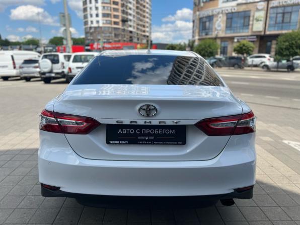 Toyota Camry VIII (XV70) с пробегом 2018 года, цена 2 600 000 рублей, 124009 км, седан, Автокод Объявления