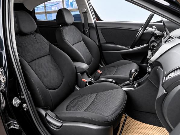Hyundai Solaris I Рестайлинг с пробегом 2015 года, цена 999 000 рублей, 144011 км, седан, Автокод Объявления