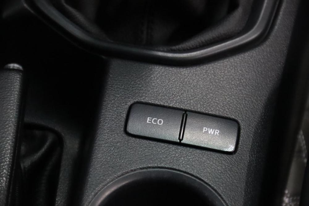 Toyota Hilux VIII Рестайлинг 2 Сургут  - изображение 20