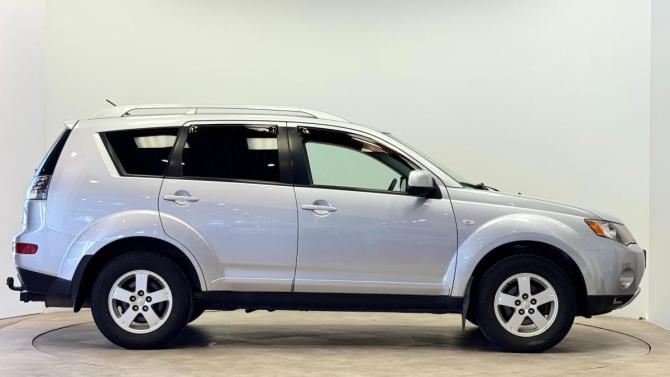 Mitsubishi Outlander II с пробегом 2008 года, цена 790 000 рублей, 232000 км, внедорожник, Автокод Объявления