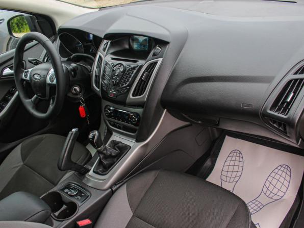 Ford Focus III с пробегом 2014 года, цена 670 000 рублей, 240380 км, седан, Автокод Объявления
