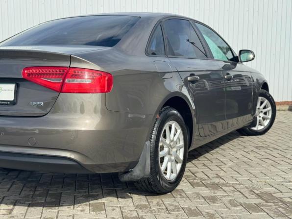 Audi A4 IV (B8) Рестайлинг с пробегом 2013 года, цена 1 550 000 рублей, 122000 км, седан, Автокод Объявления