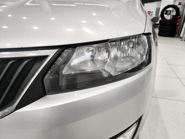 Skoda Rapid I с пробегом 2016 года, цена 950 000 рублей, 285000 км, лифтбек, Автокод Объявления